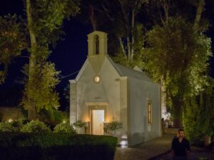 a wonderful wedding in chania mouratis photography 150