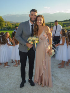 a wonderful wedding in chania mouratis photography 166