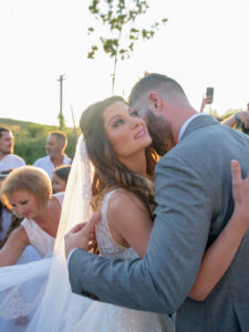 a wonderful wedding in chania mouratis photography 36